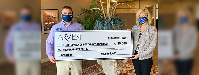Arvest Bank Donates to United Way in NEA in Recognition of Customers