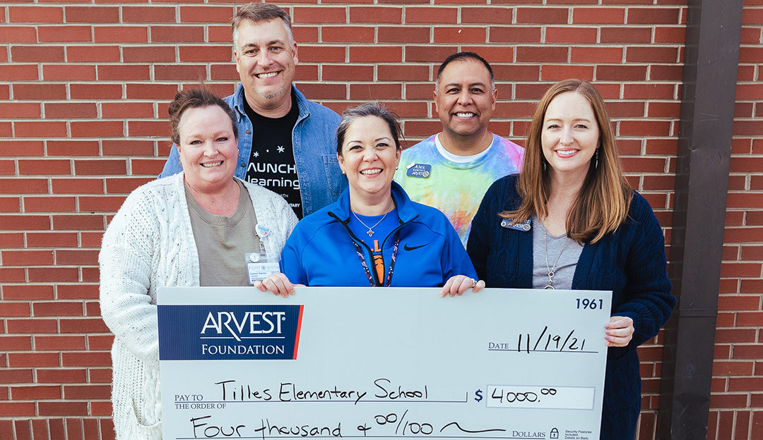 Arvest Foundation Donates to Tilles Elementary School