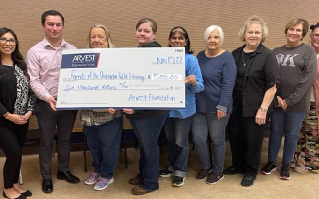 Chickasha Public Library Organization Receives $5,000 Arvest Foundation Grant
